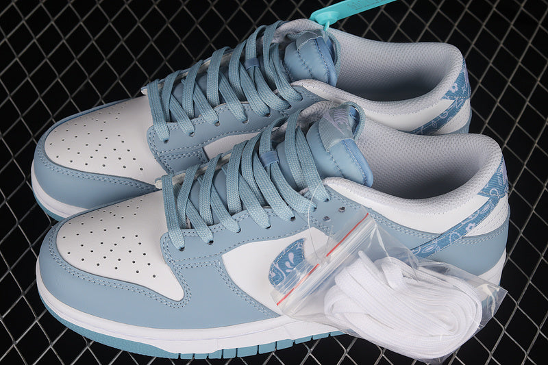 Nike Dunk Low WMNS “Blue Paisley”