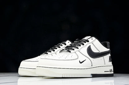 Nike Air Force 1 Low LOW BLACK LINE ON TWO-TONE BASE