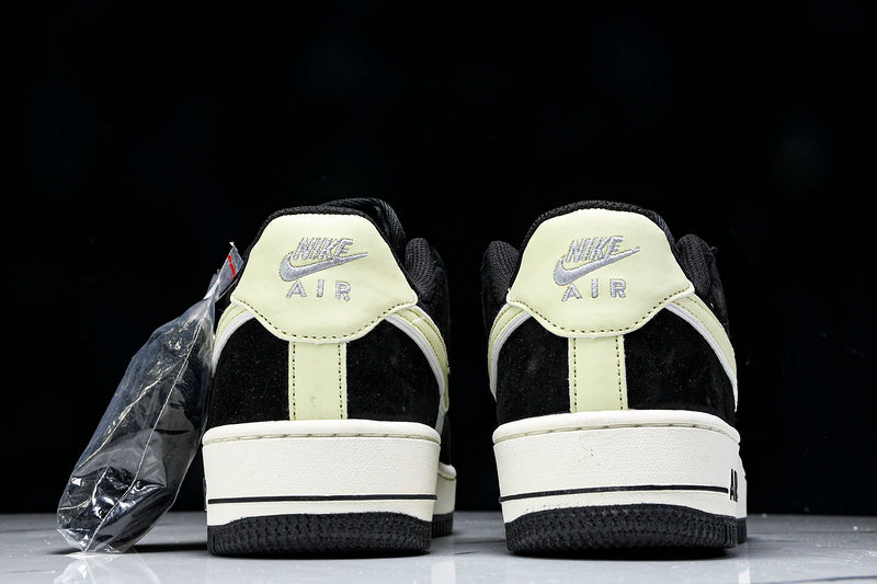 Nike Air Force 1 Low FULL OF STARS