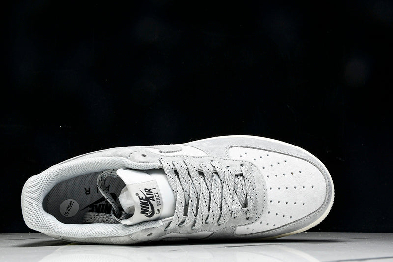 (Nike Air Force 1 LOW AKIRA AIR