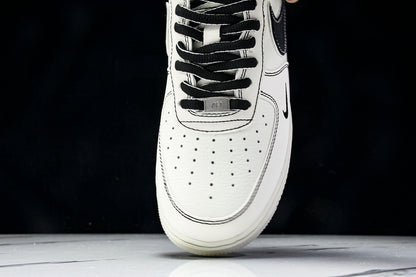 Nike Air Force 1 Low LOW BLACK LINE ON TWO-TONE BASE