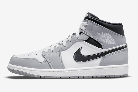 Air Jordan 1 Mid “Light Smoke Grey”554724-078