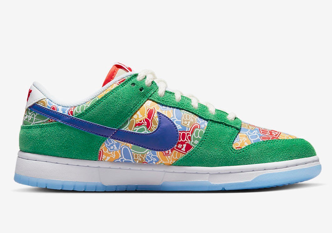 Nike Dunk Low “Foam Finger”DZ5184-300