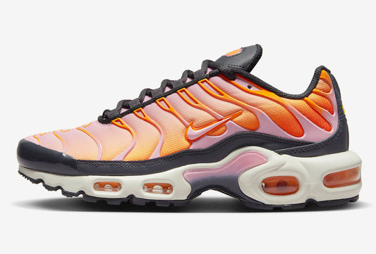 Nike Air Max Plus WMNS “Magma Orange”FB8478-001