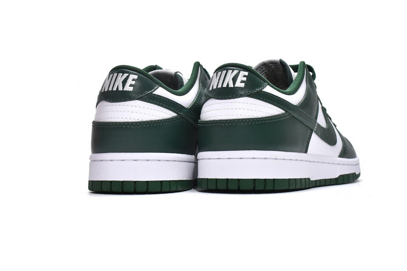 Nike Dunk Low “Varsity Green”